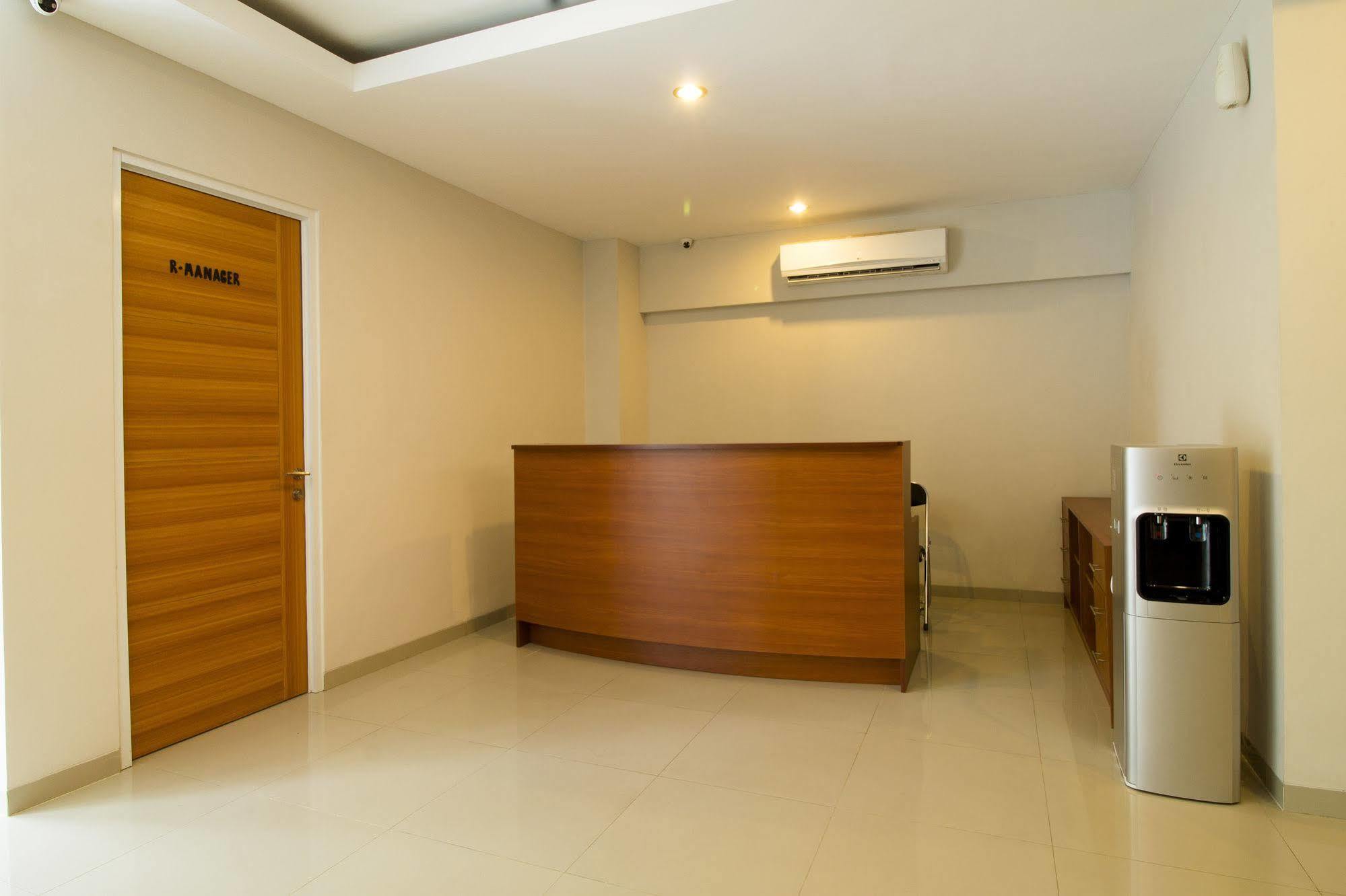 Reddoorz Plus @ Setiabudi Tengah Jakarta Eksteriør bilde